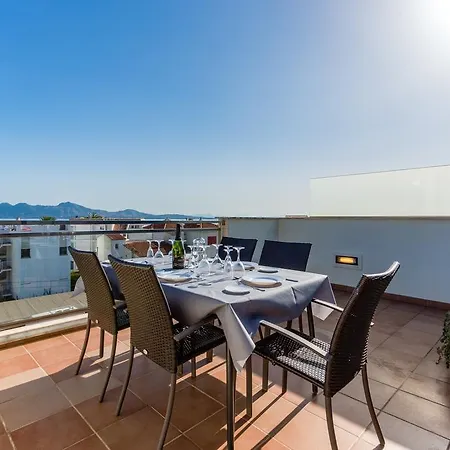 Apartment Penthouse La Nau By Homevillas360 Port de Pollenca