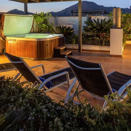 Penthouse La Nau By Homevillas360 Apartment *